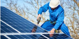 Installation Maintenance Panneaux Solaires Photovoltaïques à Sinderes